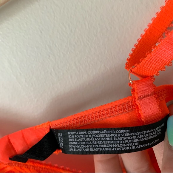 2/$20 Out From Under Solid Sheer Lace Triangle Bralette Blood Orange Size M NWOT - Picture 5 of 6